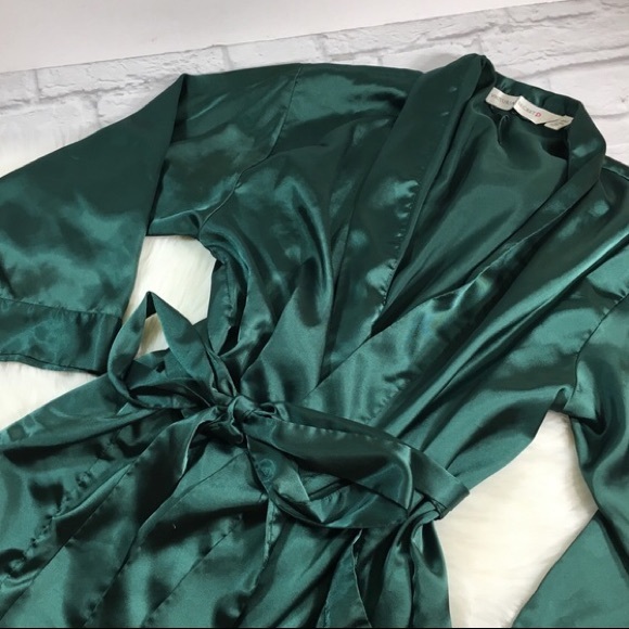Victoria's Secret Other - Vintage VICTORIAS SECRET Emerald Green Robe - XS/S